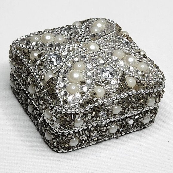 Adorable Pearl & Crystal Trinket Box - Picture 2 of 5